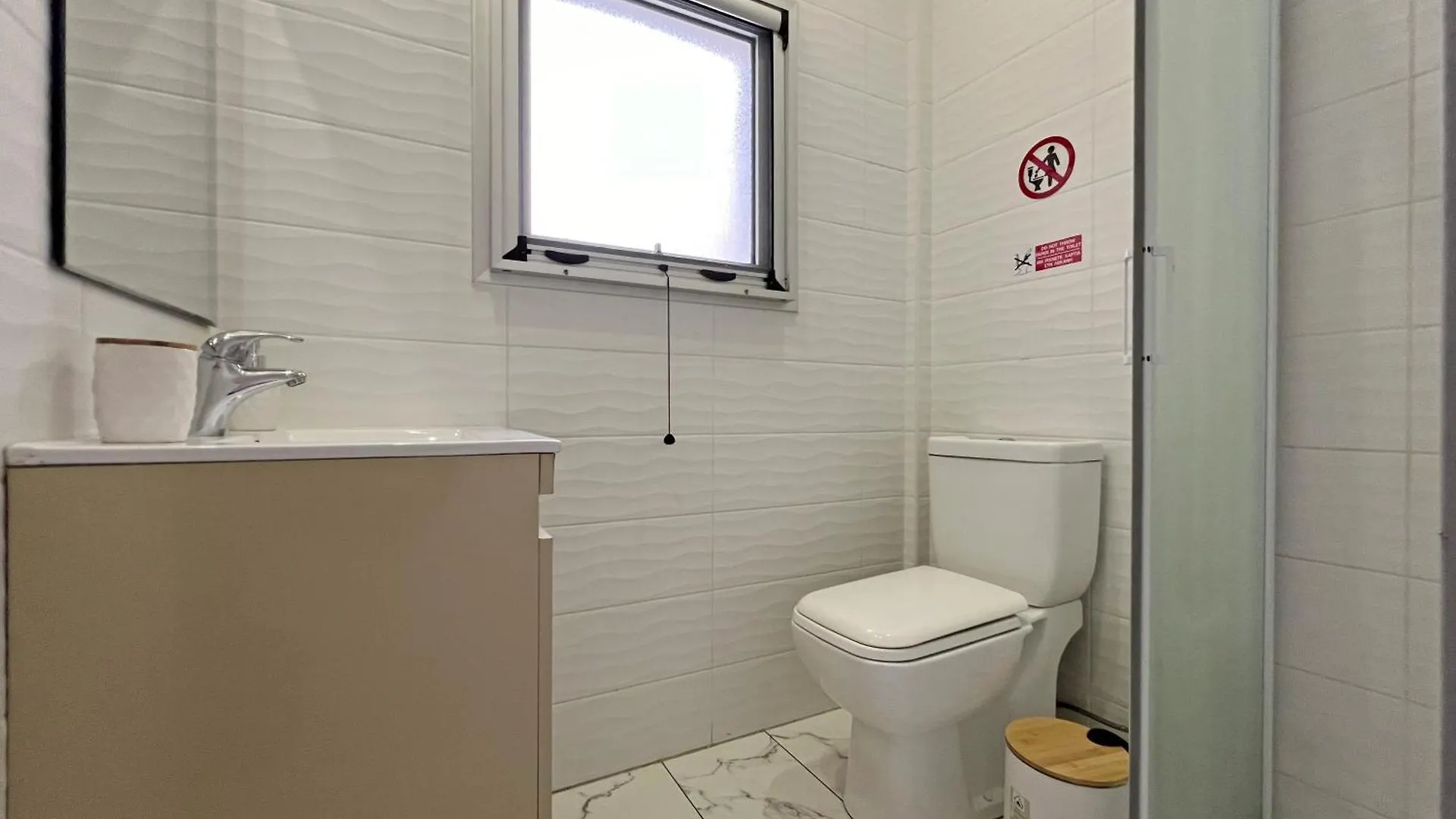 Albert'S Apartment Center 202B Larnaca