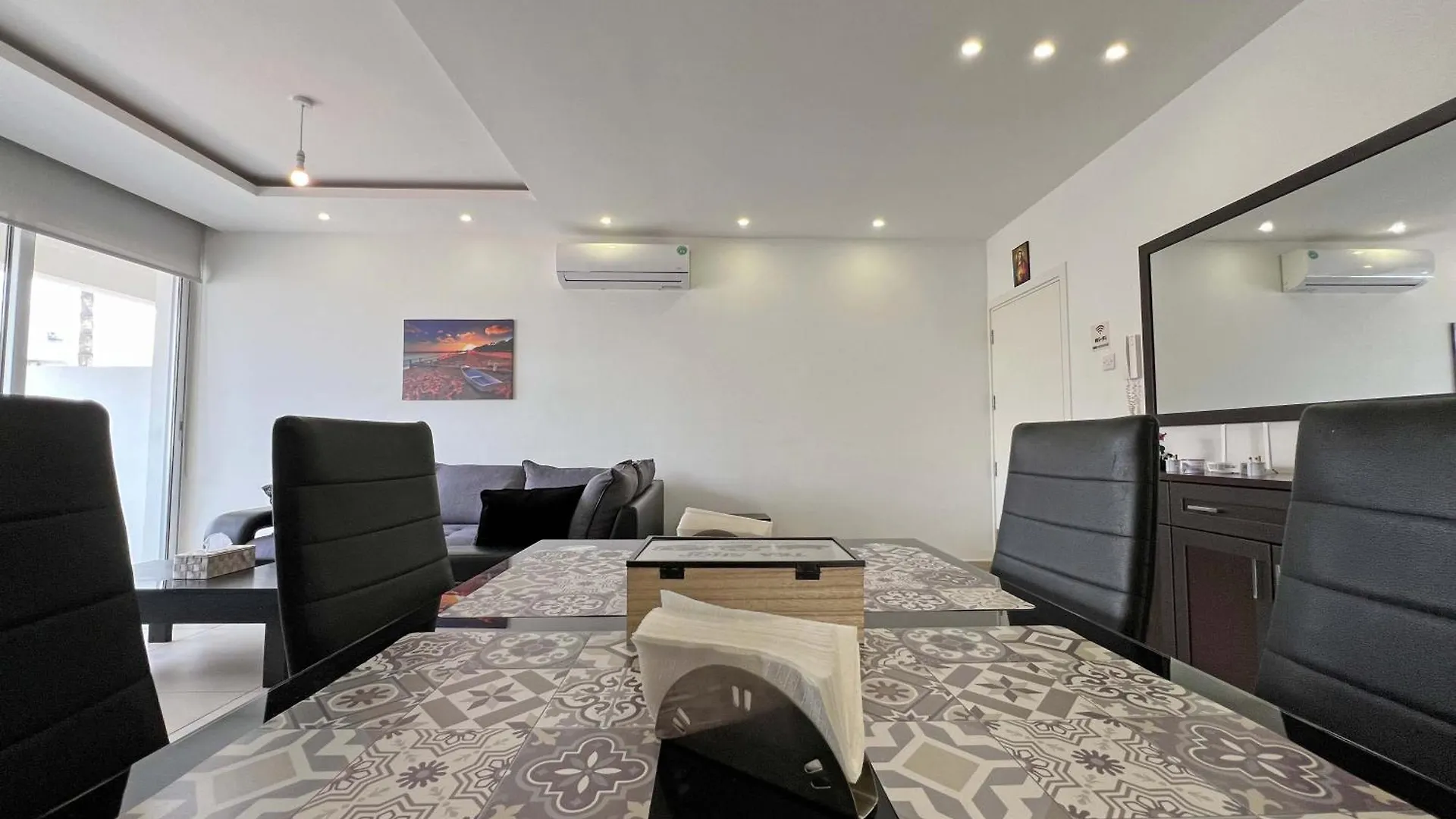 Albert'S Apartment Center 202B Larnaca Cypern